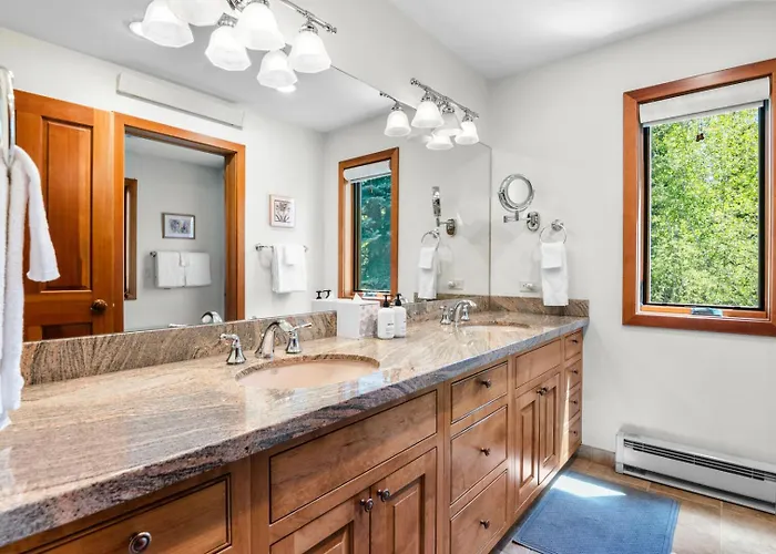 Rmr: Mallory House In The Aspenswilsonwy